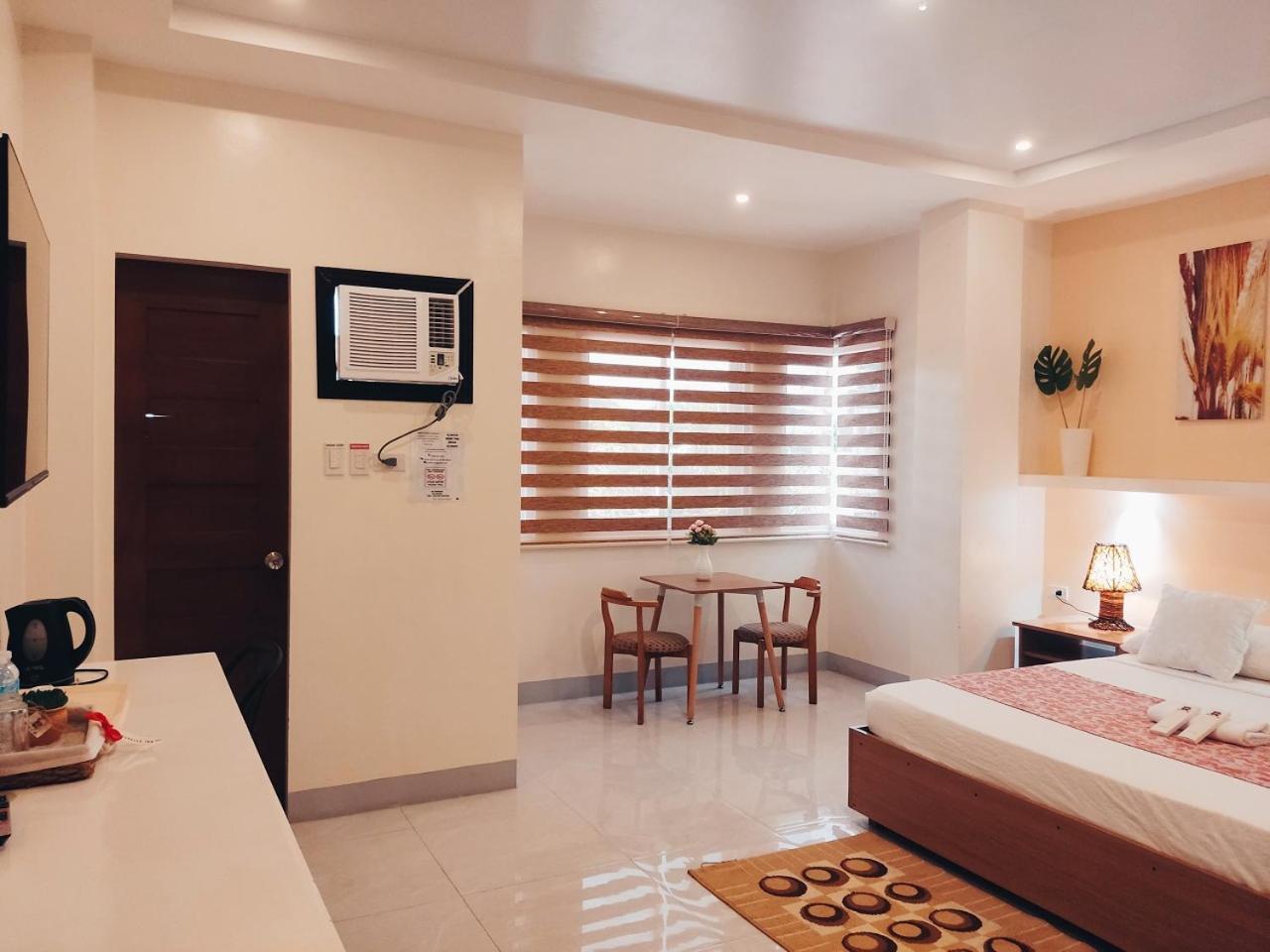 Aurelle Inn Legazpi City Exteriör bild